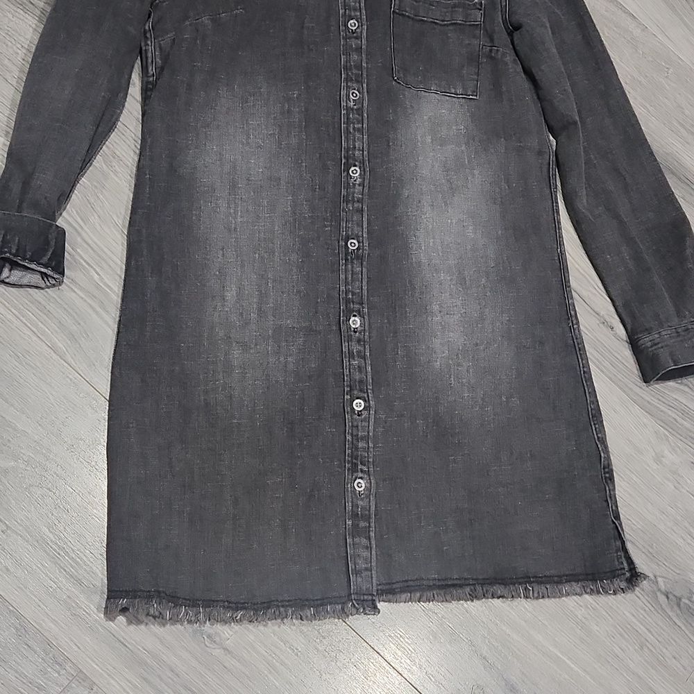 Naturals Raw Hem Black Washed Denim Dress - Picture 4 of 9
